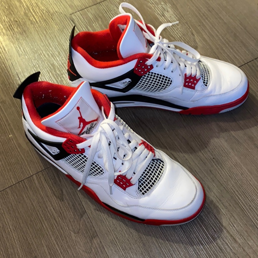 Air Jordan 4 red toro size 12